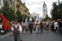 Tūkstantmečio dainų  šventėje skambėjo sveikinimai Alytaus rajonui