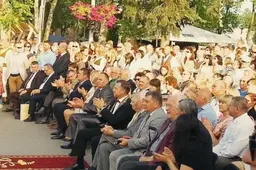 Valstybės dienos šventėje Dauguose Alytaus rajono garbės pilietė A. Adamkienė apsilankė su savo vyru, prezidentu V. Adamkumi (NUOTRAUKOS. VIDEO)