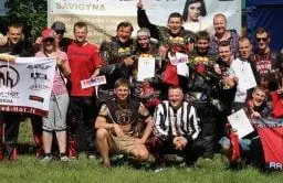 „Dzūkijos gladiatoriai“: tarp mėgėjų stipriausi – alytiškiai „LT Impetaror“, tarp profesionalų – vilniečiai „Shooters“