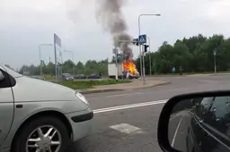 Sankryžoje liepsnojo krovininis automobilis (VIDEO. ATNAUJINTA)