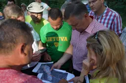 Tariasi dėl kelio į „Versmės“ sodų bendriją asfaltavimo