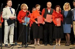 Pasveikino kolektyvą ir asmenines sukaktis šventusius „Bočius“