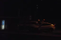 Taksi automobilyje pavogė litus ir svarus, sumušė iš matymo pažįstami vaikinai, pliekėsi kaimynai ir buvę sutuoktiniai