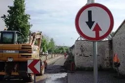 Asfaltas – ir Alovės gatvėje, kitiems teks dar palaukti