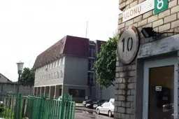 Kriminalų suvestinė: į ilgalaikį pasimatymą atėjo su „buteliuku“, nuplėšė antstolės kontoros užrašą