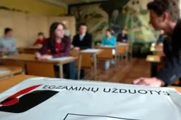 Rajono mokiniai laiko dailės, matematikos, biologijos ir geografijos egzaminus