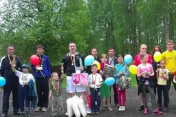 Šeimų žaidynėse triumfavo „Smalsučiai“, „Laukinukai“ ir „Ežiukai rūke“ (NUOTRAUKOS)