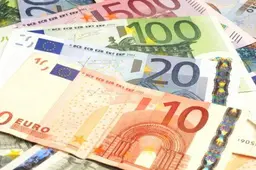 Dėvėtų drabužių parduotuvėje teigia netekęs beveik 3 tūkstančių eurų