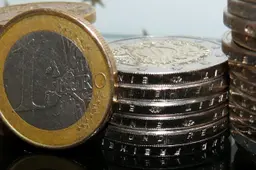 Seimas svarstys siūlymą išmokėti vienkartinę išmoką pilnametystės sulaukusiam asmeniui