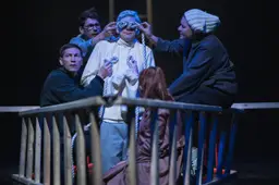 Legendinis „Ežiukas rūke“ - pagal Alytaus miesto teatrą