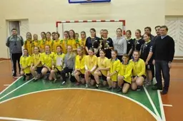 Mergaičių futbolo varžybos vyko tarp Alytaus  rajono mokyklų