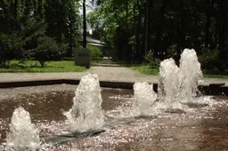 Vaikų pramogos fontanuose gali baigtis ir liūdnai