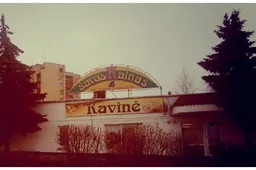 Jaunuoliai nepažįstamą vyrą sumušė prie „Savo kalno“ baro (ATNAUJINTA)