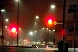 Partrenkė pėsčiųjų perėja ėjusią