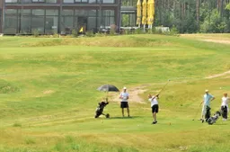 Sekmadienį unikaliame golfo aikštyne Dzūkijoje - atvirų durų diena (NEMOKAMA)