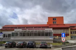 Ranką ir koją apdegė iš žoliapjovės pildamas benziną