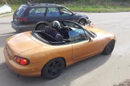 „Greito dzūko“ slalomo varžybose Alytuje buvo ir ugnies, ir sugadintų automobilių
