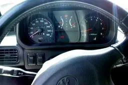 Prie Dzūkijos ežero palikto automobilio su rakteliais pasigedo Estijoje