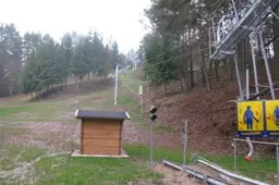 "Ar nebūsi, tamsta, apsirikęs, nusipirkęs tokias ilgas slides..." arba po Alytaus slidinėjimo trasą pasižvalgius