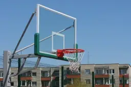 Alytuje iškilo modernus sporto aikštynas (foto) (atnaujinta)