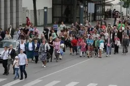 Alytaus dekanato šeimų šventėje netrūko džiaugsmo, jį kūrė ne tik dvasininkai (NUOTRAUKOS)