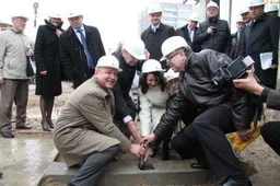 Alytaus pramogų ir sporto komplekso statybą primins kapsulė (FOTO, VIDEO)