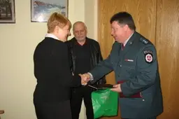 Alytaus apskrities policija pasipuošė dailininkų Nijolės ir Vytauto Kolesnikovų paroda