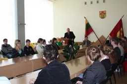Rajono mokiniai aktualiais švietimo klausimais diskutavo savivaldybėje