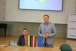 Alytaus rajonas rengia projektus su latviais