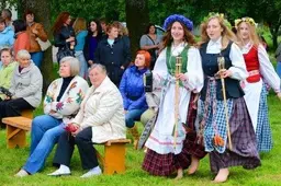 Alytaus rajonas skambėjo nuo sveikinimų