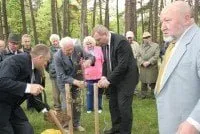 Pavasaris, paženklintas liepsna