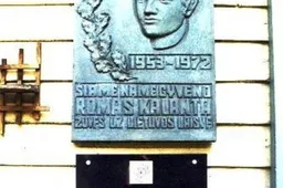 Alytuje statomas spektaklis apie Romą Kalantą. Jo atminimui skirta bibliotekos paroda
