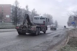 Vokietijoje dingęs „Range Rover“ Alytuje rastas Gražinos gatvėje, „Kawasaki“ - šiene