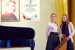 Europos menų festivalyje – Alytaus rajono kanklininkės I. Jakimavičiūtė ir I. Luckutė