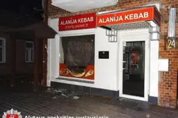 Išdaužtas „Alanija kebab“ langas, pavogtas brangus peilis