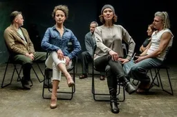 Užsienio festivaliuose pripažinta O. Koršunovo „Žuvėdra“ naują skrydį pradeda Alytuje