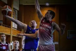 Perversmas Alytaus miesto krepšinio lygoje? Studentai metė iššūkį čempionams