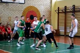 Pergale  džiaugėsi „Eremas“ iš Krokialaukio“, „Kolegos“ iš Alytaus ir „Nemušk dinderio“ iš Simno
