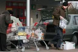 Bloga žinia apsiperkantiems Lenkijoje: zlotas pradėjo stiprėti