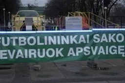 Futbolininkai sako – nevairuok apsvaigęs