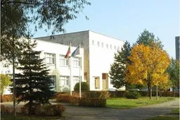 Ką daryti tėvams,  jeigu vaikas - miknius?  Mikčiojimas - įveikiamas