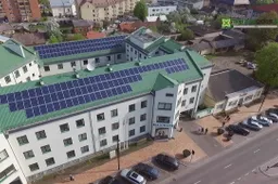 Pusę per vasarą reikalingos elektros Alytaus policija tikisi pasigaminti iš žaliosios energijos (VIDEO)