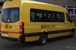 Paramą mokinio reikmenims ir nemokamą maitinimą gaus per tūkstantį rajono mokinių