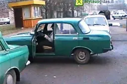 Dzūkai technikos mylėtojai kviečia „atsiprašyti“ senųjų transporto priemonių (VIDEO)