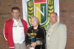 „Spindulys“ iš Luksnėnų „Naisių 2012“ šventėje spindėjo prie šaškių lentų ir smiginio sienų