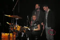 Sugrįžusią akustinio muzikavimo tradiciją vainikavo bendra daina pagal draugėn susibūrusių būgnininkų ritmą (VIDEO)