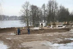 Ežero pakrantė patraukli ir policininkams