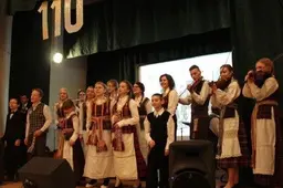 Gimnazijos 110-mečio proga - garbės galerijos lenta