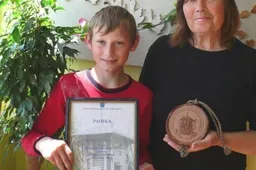 Miroslavo vidurinės mokyklos mokiniai poezijos, tarmiškos kūrybos konkursuose pelnė apdovanojimus