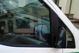 Patrulei sudavė į veidą, patruliui - atplėšė kišenę